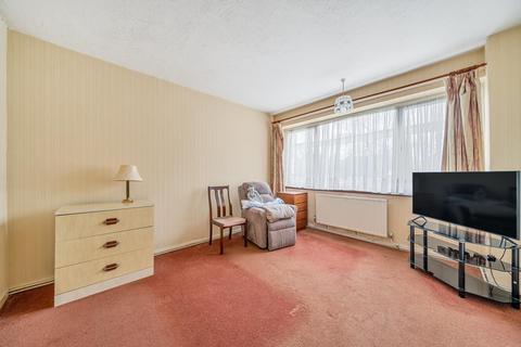 119 Eltham Road, London, SE12 8UG