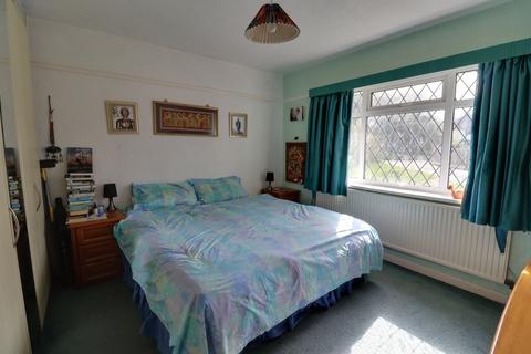4 bedroom detached bungalow for sale, WOODSTOCK AVENUE, HORNDEAN