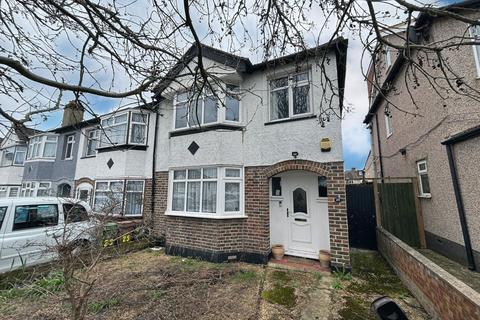 3 bedroom end of terrace house for sale - 27 Prince of Wales Road, Sutton, Surrey, SM1 3PE