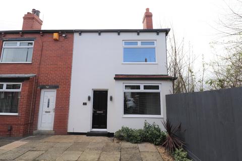 2 bedroom end of terrace house to rent, Henley Terrace, Leeds, West Yorkshire, LS13