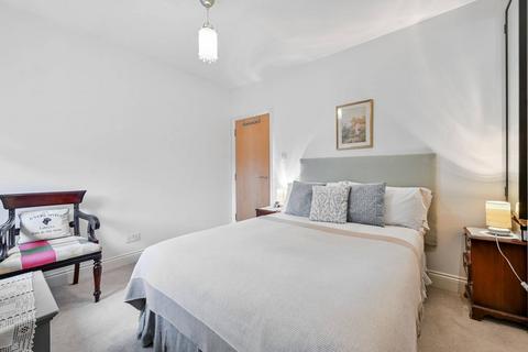 2 bedroom flat to rent, Knatchbull Road, Camberwell, London, SE5