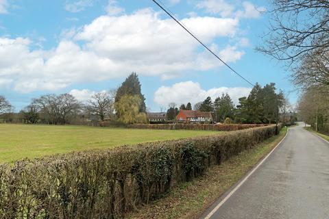 Land for sale - 4.8  acres on Brickhouse Lane, Newchapel, Lingfield, Surrey RH7