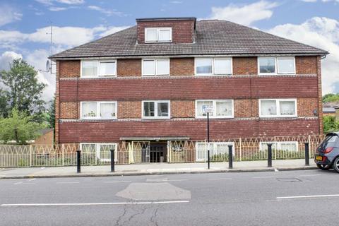 2 bedroom flat to rent - Palmerston House, Palmers Green, N13