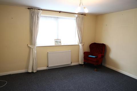 2 bedroom flat to rent - Palmerston House, Palmers Green, N13