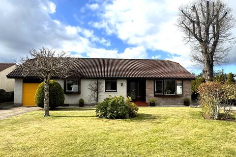 3 bedroom bungalow for sale - Lochview Grove, Forres, Morayshire