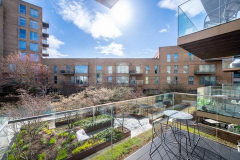 1 bedroom flat for sale - New Paragon Walk, Elephant and Castle, London, SE17