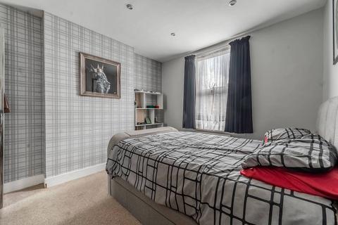 3 bedroom house to rent, Heath Road, West Harrow, Harrow, HA1