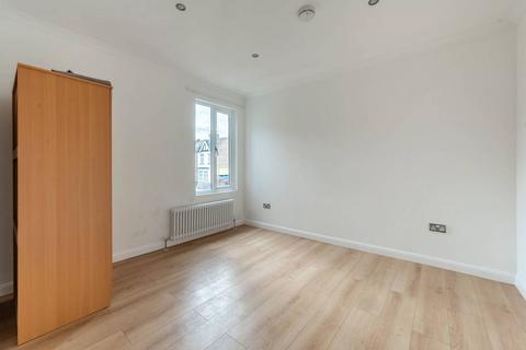3 bedroom house to rent - Rosslyn Crescent, Harrow, HA1