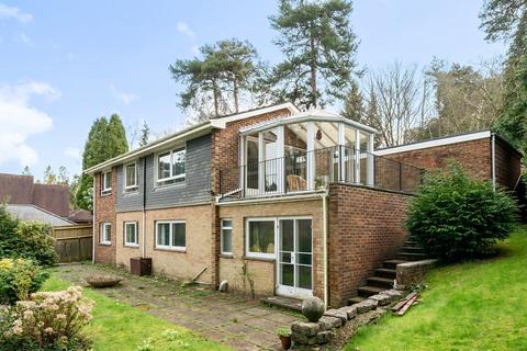 4 bedroom detached house for sale, Hadrian Way, Chilworth, Southampton, Hampshire, SO16