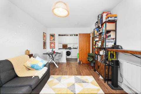 1 bedroom flat for sale, Commercial Road, Tower Hamlets, London, E1