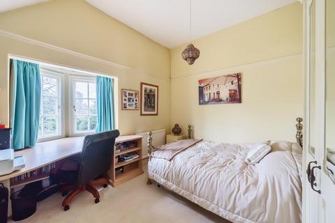 3 bedroom semi-detached house for sale, Graham Road,  Malvern,  WR14