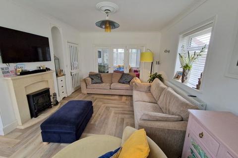 4 bedroom detached house for sale, Barnfield Avenue, Exmouth, Devon, EX8 2QE