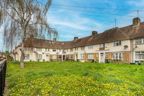 32 Botha Road, London, E13 8PQ