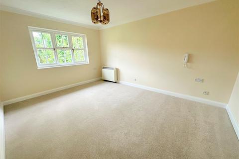 1 bedroom flat for sale, Rosehill, Billingshurst, West Sussex