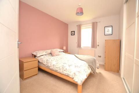 2 bedroom flat to rent, Laichpark Road, Edinburgh, EH14