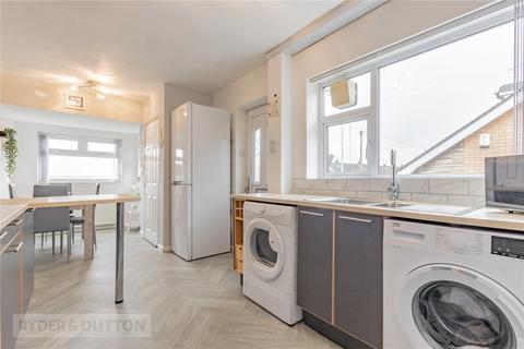 44 Carr House Road, Springhead, Oldham, OL4 4NW