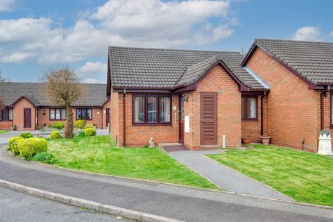 2 bedroom terraced bungalow for sale - Stonehouse Close, Headless Cross, Redditch B97 4LF