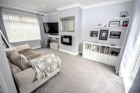 2 bedroom semi-detached house for sale, Badger Close, Hall Farm, Sunderland