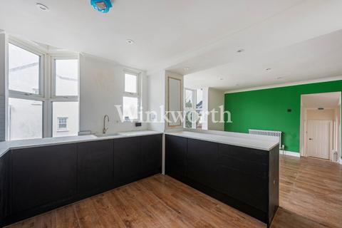 3 bedroom apartment for sale, Palmerston Road, London, N22