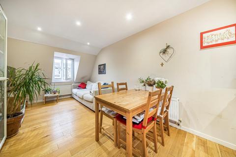 2 bedroom flat for sale, Lampmead Road, Hither Green