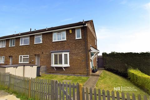 3 bedroom end of terrace house for sale, Drake Road, Chessington, Surrey. KT9 1LW