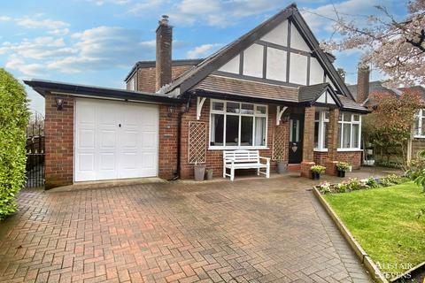 4 bedroom detached house for sale, Ferndale Avenue, Rochdale