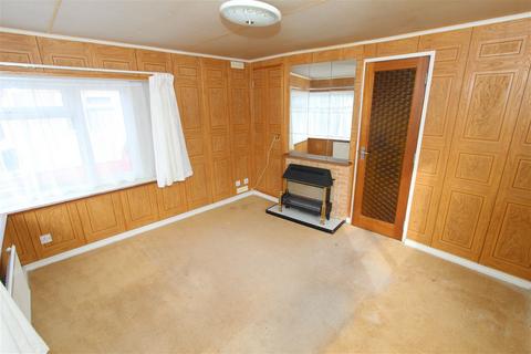2 bedroom mobile home for sale, Hillside Park, Paignton  TQ4