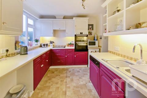2 bedroom semi-detached bungalow for sale, School Road, Great Yarmouth NR29
