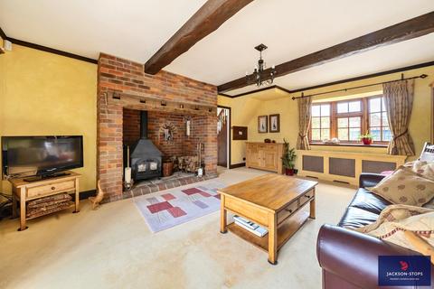 4 bedroom detached house for sale, High Street, Tingrith, Bedfordshire, MK17