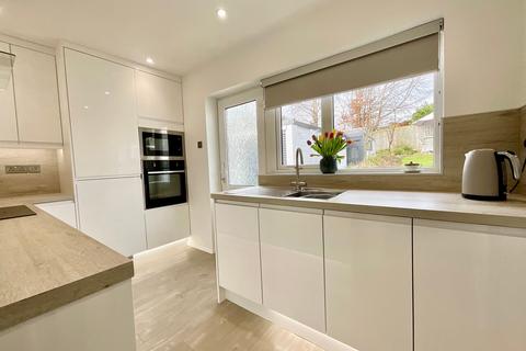 29 Wenger Crescent, Stoke-on-trent, ST4 8LD