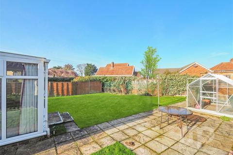3 bedroom detached bungalow for sale, Orchard Way, Wymondham NR18