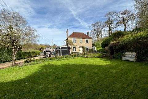 4 bedroom house for sale, Shaftesbury Outskirts