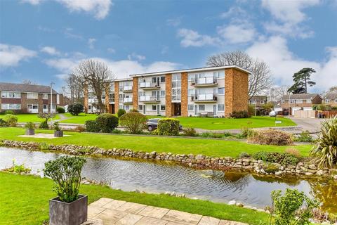 2 bedroom ground floor flat for sale, Lord Warden Avenue, Walmer, Deal, Kent