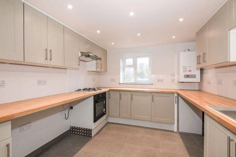 3 bedroom apartment to rent, Winchester, Hampshire SO23