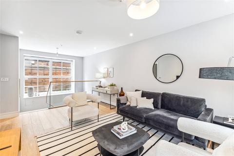 3 bedroom house for sale, Avery Walk, SW11