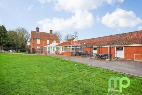 18 bedroom detached house for sale, Suton Street, Wymondham NR18