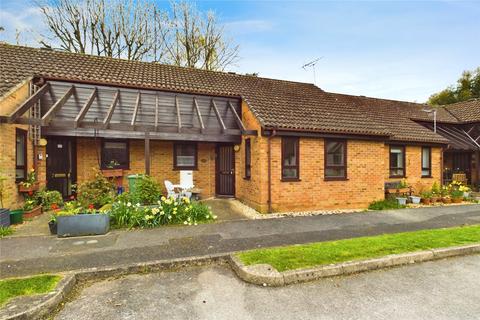 1 bedroom bungalow for sale - Heath Court, Baughurst, Tadley, Hampshire, RG26