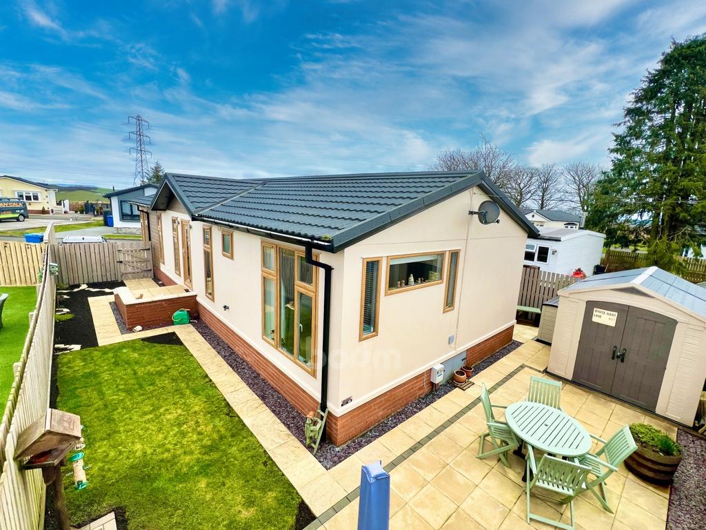 24 Heather Bank Park, Neilston 2 bed park home for sale £158,000