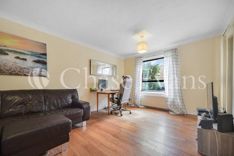 2 bedroom apartment for sale, Horseshoe Close, Isle of Dogs, London E14