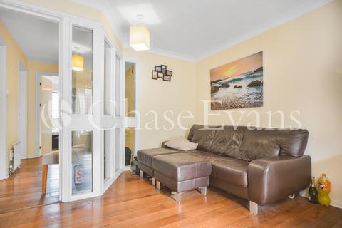 2 bedroom flat for sale, Horseshoe Close, Isle Of Dogs, London, E14