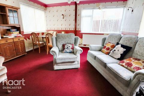 9 Greenleafe Avenue, Wheatley Hills, Doncaster, DN2 5RG