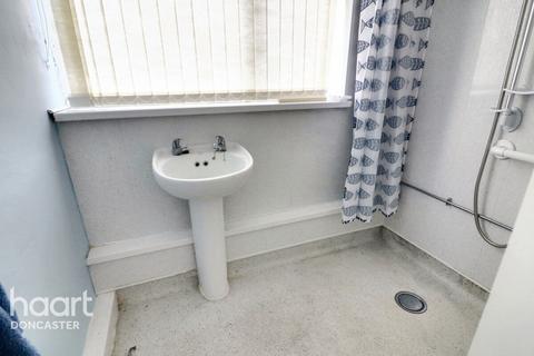 9 Greenleafe Avenue, Wheatley Hills, Doncaster, DN2 5RG
