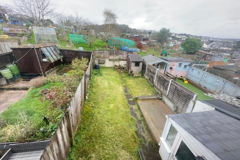 23 Batson Gardens, Paignton, TQ4 5LT