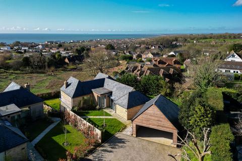 4 bedroom detached house for sale, Blackhouse Hill, Hythe, CT21