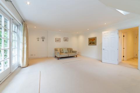 2 bedroom apartment for sale, Heath Drive, London NW3
