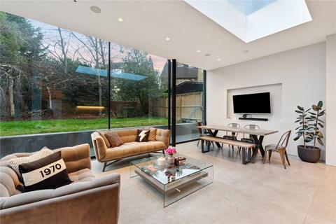 6 bedroom detached house for sale, Thirlmere Road, SW16