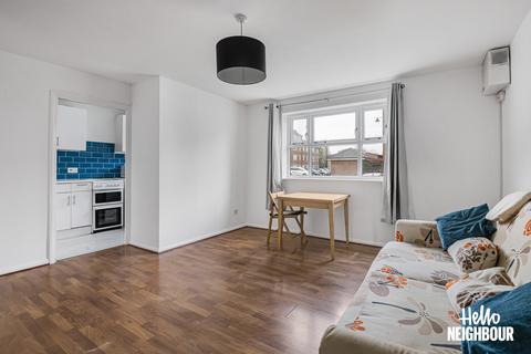 2 bedroom apartment to rent - Macmillan Way, London, SW17