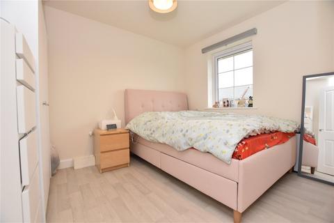 11 Carson Grove, Morley, Leeds, LS27 0GE
