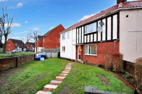 2 bedroom end of terrace house to rent - Bowthorpe Road, Norwich NR5