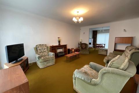 3 bedroom end of terrace house for sale - Courtwood Lane, Forestdale, Croydon, Surrey